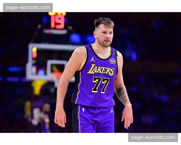 东契奇全明星后场均35.5分 火力全开冲击得分王宝座